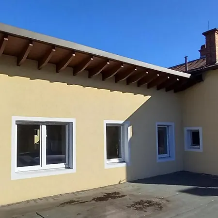 Gaestewohnung Mit Terrasse 