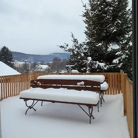 Appartement Gästewohnung Mit Terrasse Vinothèque Laroche Im Piestingtal