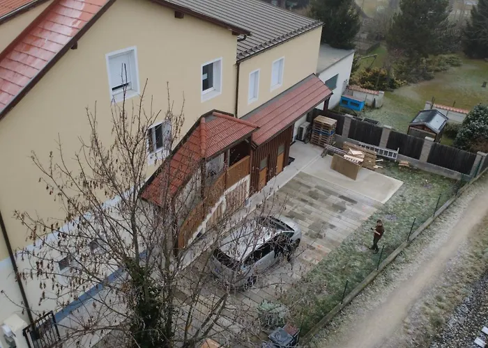 Apartment Gaestewohnung Mit Terrasse 