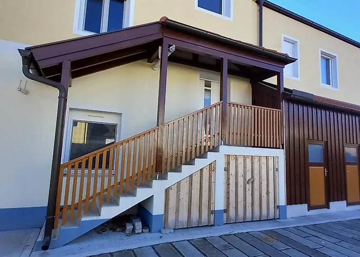 Gaestewohnung Mit Terrasse 